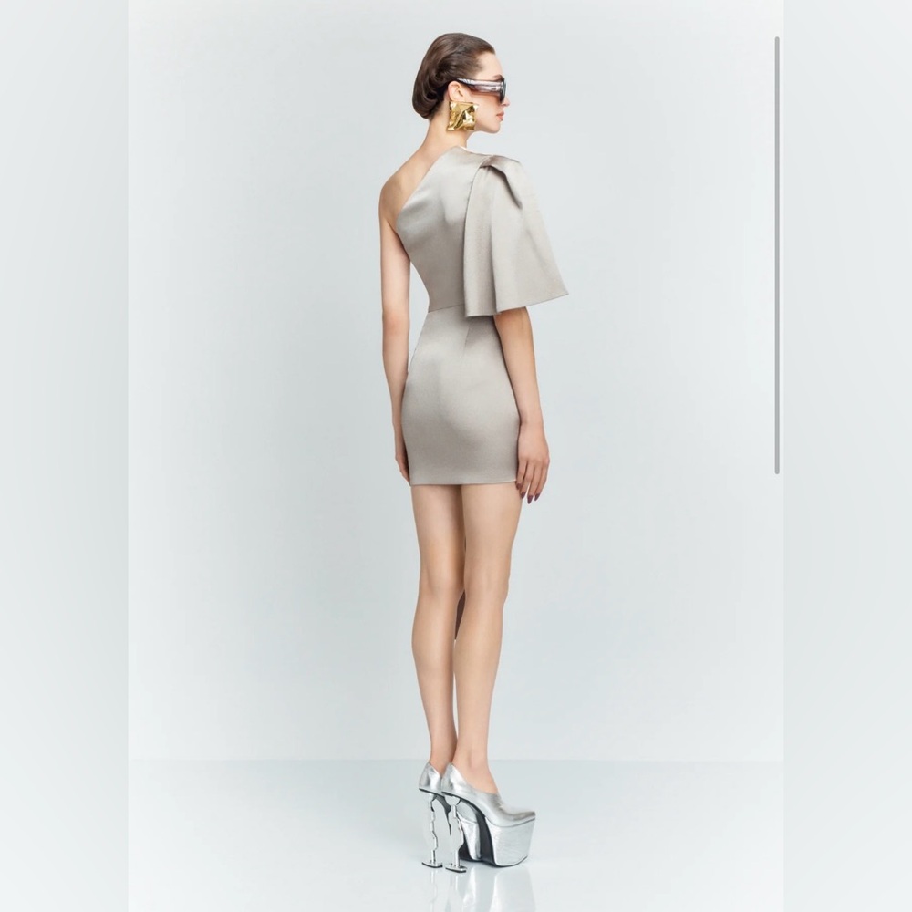 Solace London The Marcie Mini Dress in Pewter - Picture 3 of 10